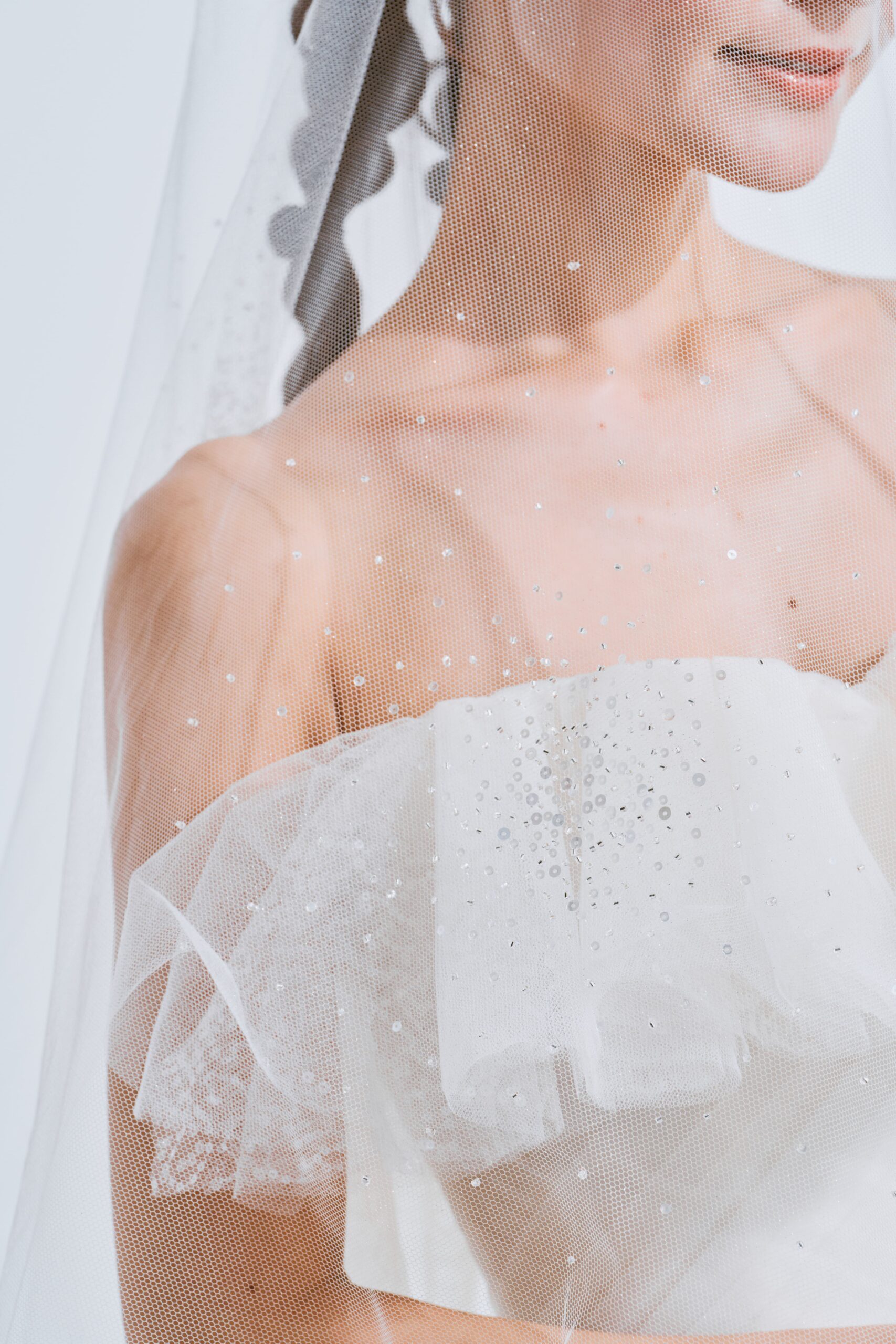 BV-38 (Glitter Tulle Veil without Merrow Edge, with Firework Embroidery)