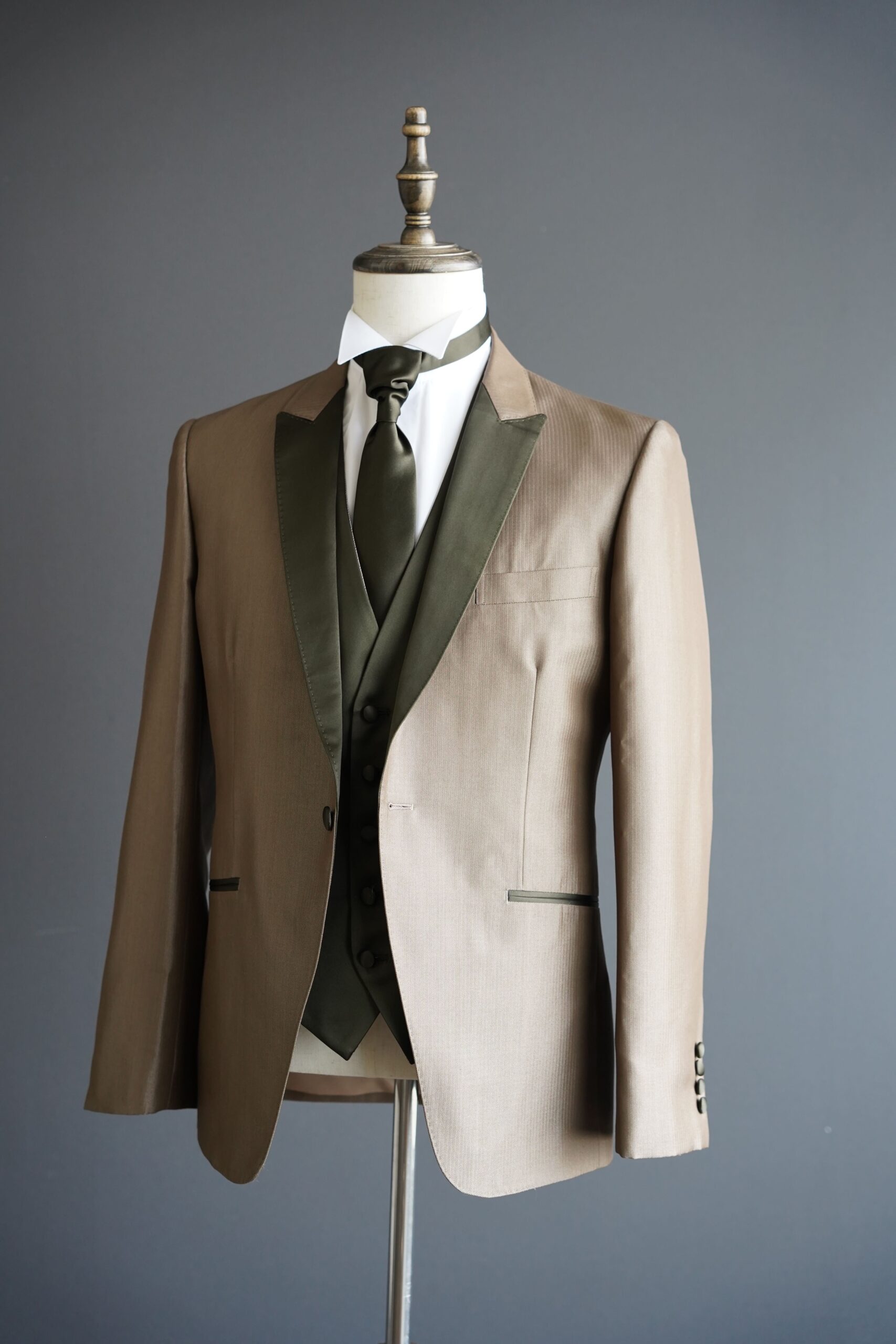 AMM-032 Camel Gold