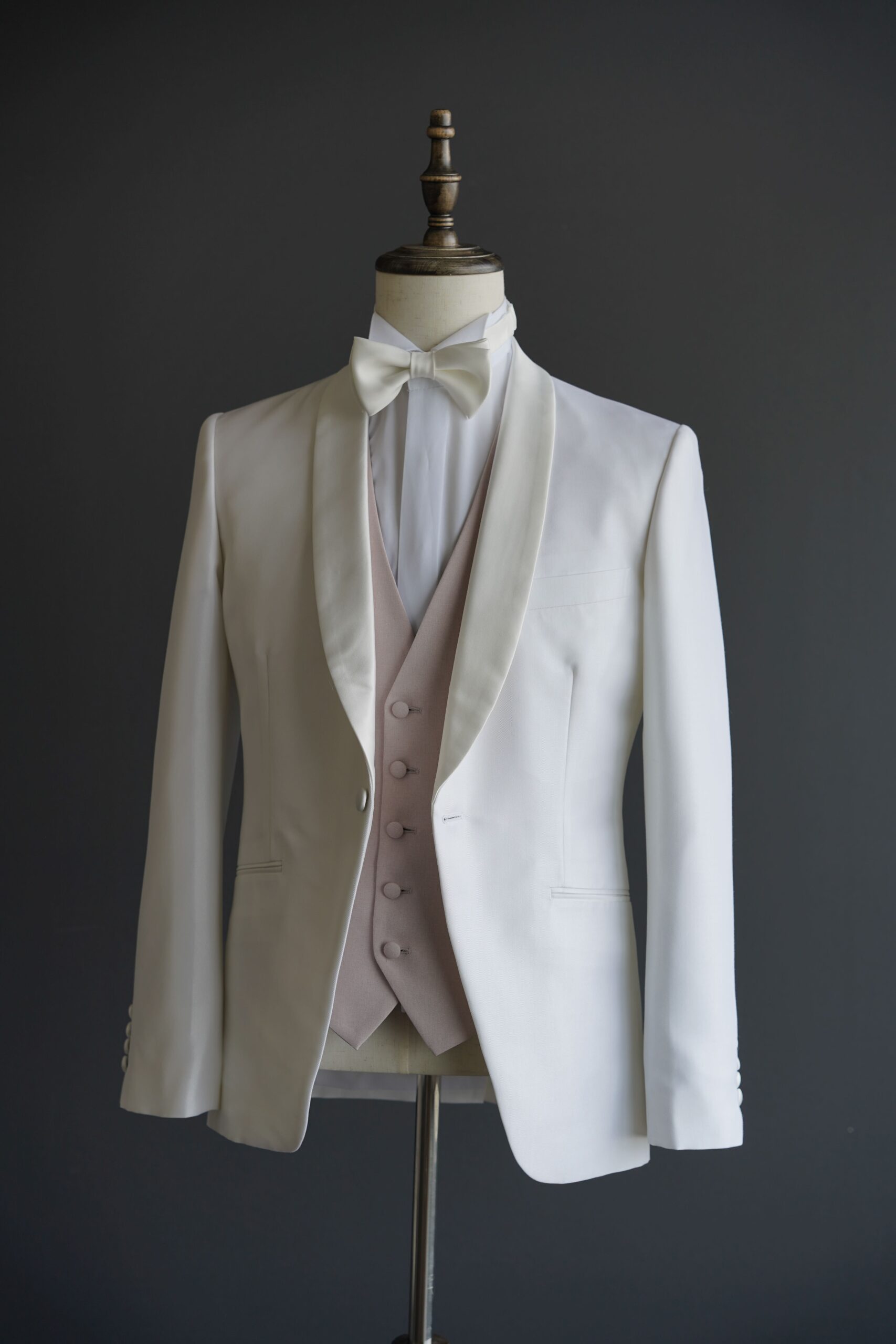 AMM-034 White