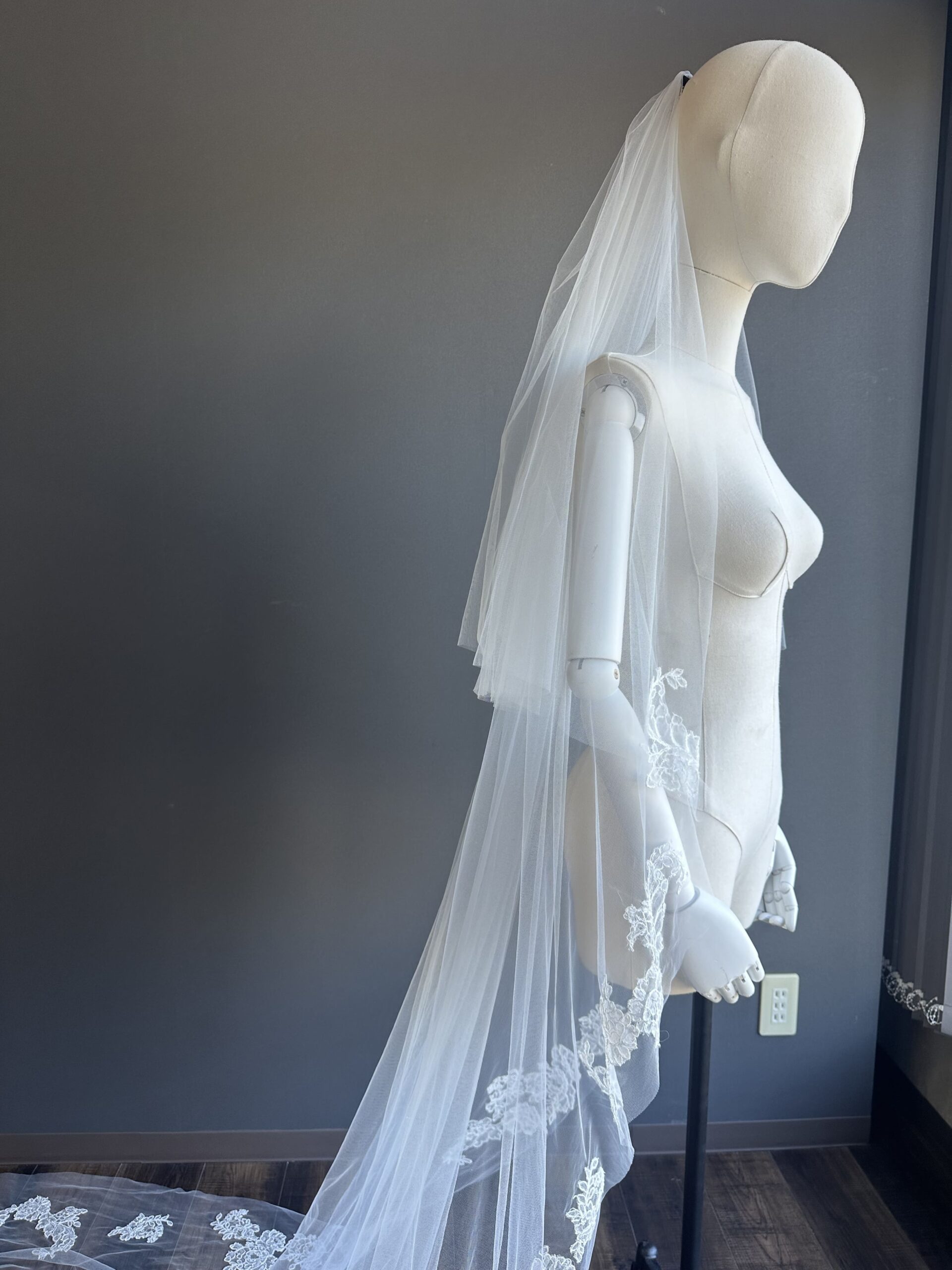 Lace Veil – YM-38